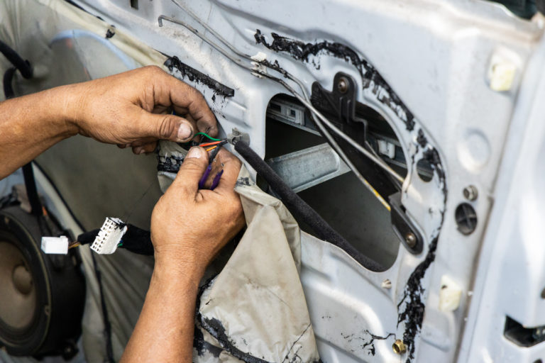 fixing switches wire scaled 24/7 car and door unlocking services in hobe sound, fl